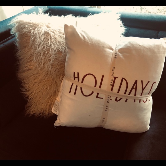 Rae Dunn / 2 pack of perfect holiday pillows!🎁 - Picture 2 of 3